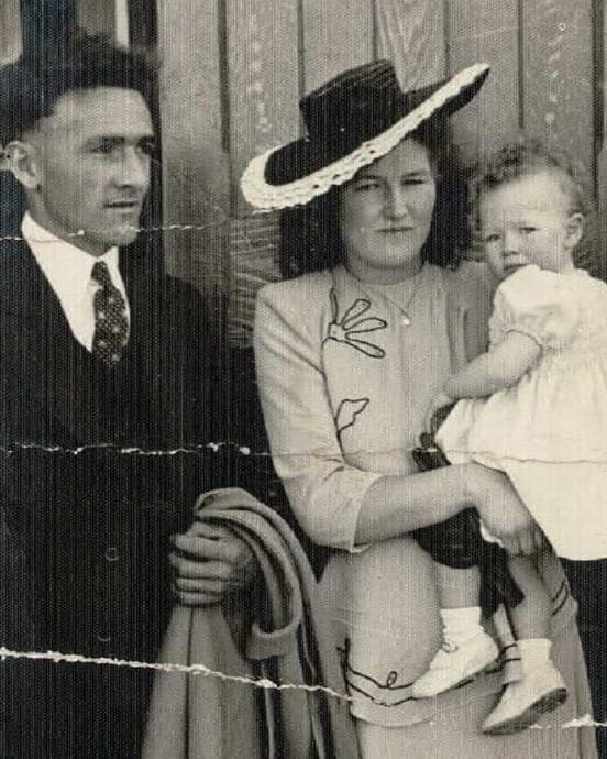 Bert, Rose and Nola, 1948