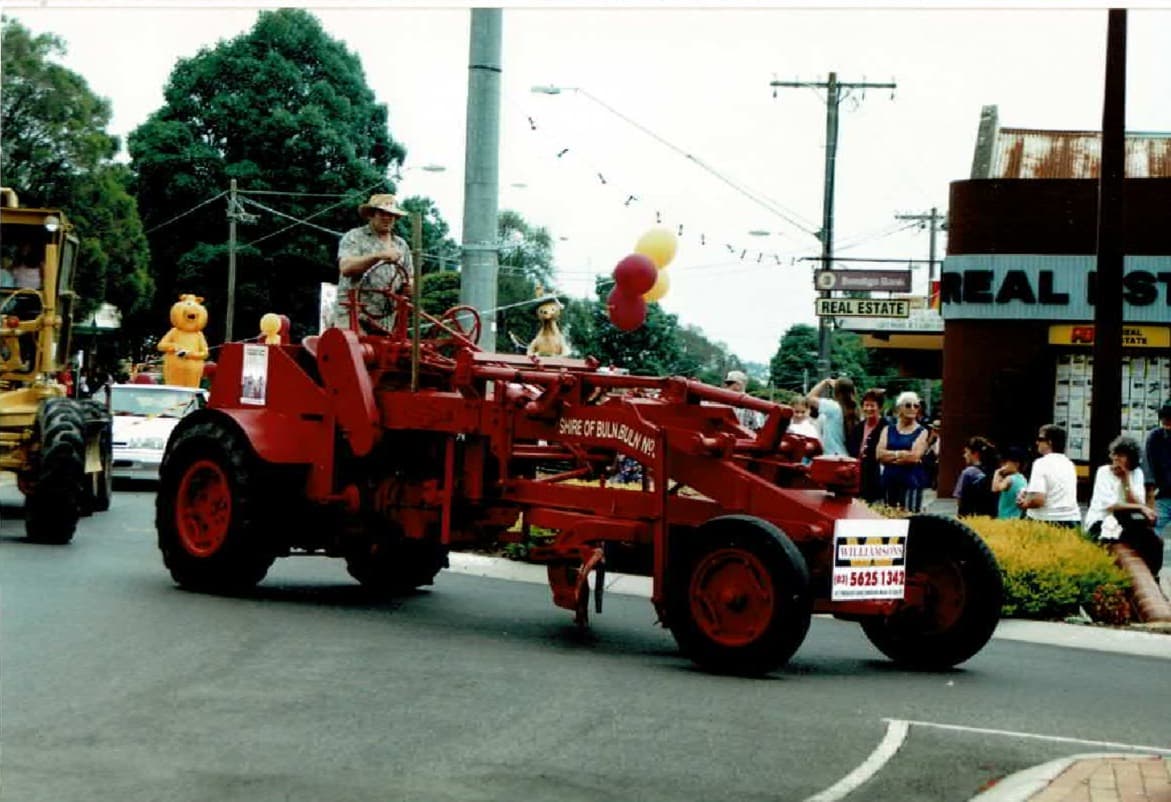Ficifolia Festival, corner of Bank Place, 1999